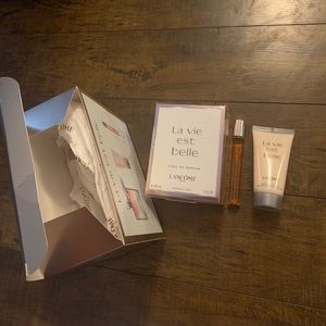 Brand new Lancôme set La vie est belle